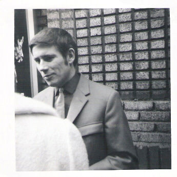Tony Tanner signing autographs outside Broadhurst Theatre after Half a Sixpence